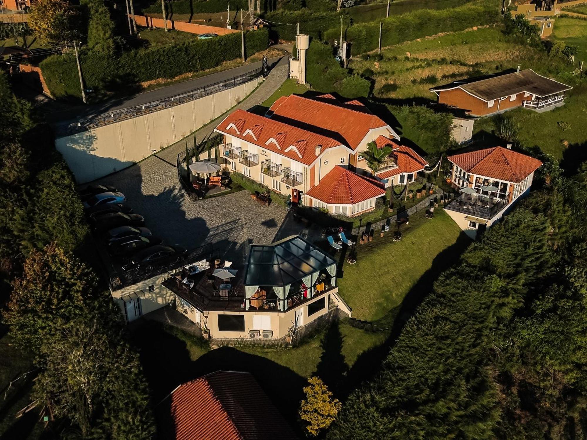 Pousada Ville Le Mont - Campos Do Jordao Ngoại thất bức ảnh